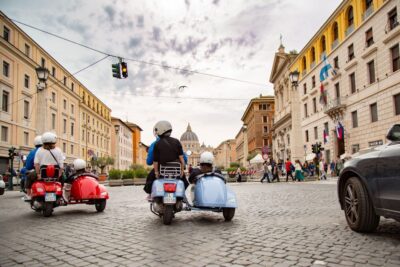 Afternoon Vespa Sidecar Tour with Gourmet Gelato Stop - Where you meet: Piazza della Repubblica, near the green kiosk