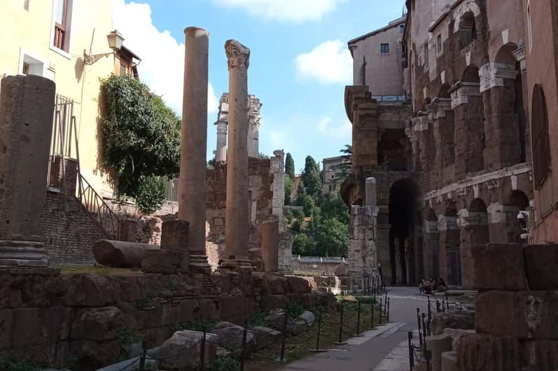 Ancient Rome with Archaeology - Small Group Only - How Archaeology Changes the Way You See Rome