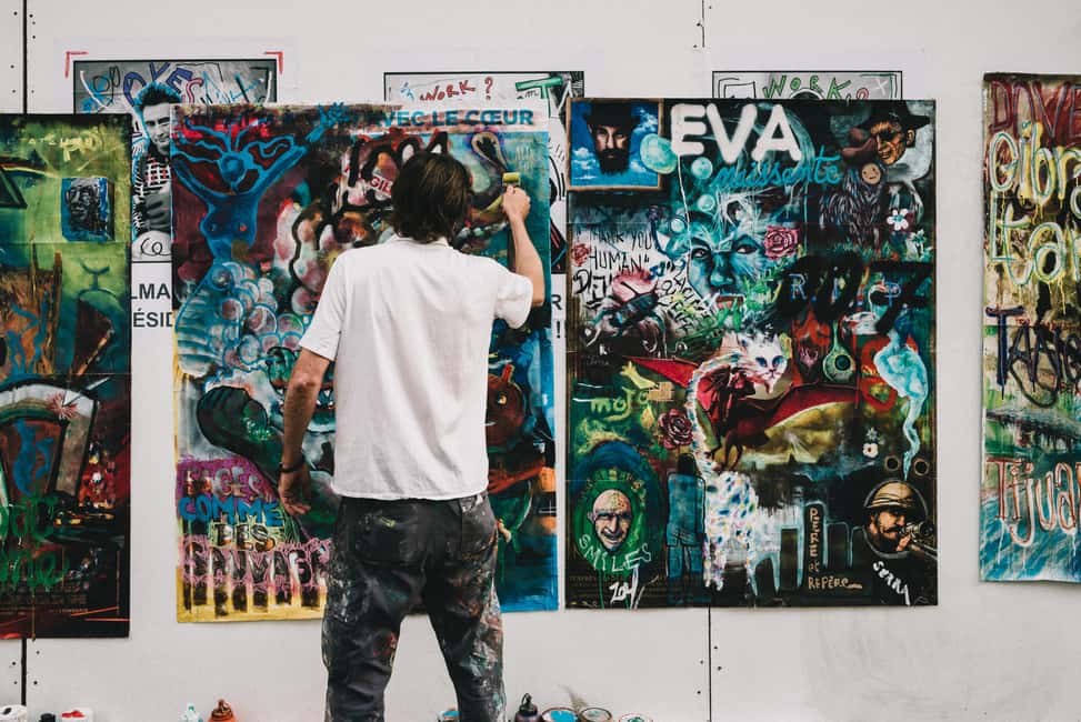 Art & Craft: Beer Tour with Street Art in Rome - Private guide value: what you are really paying for