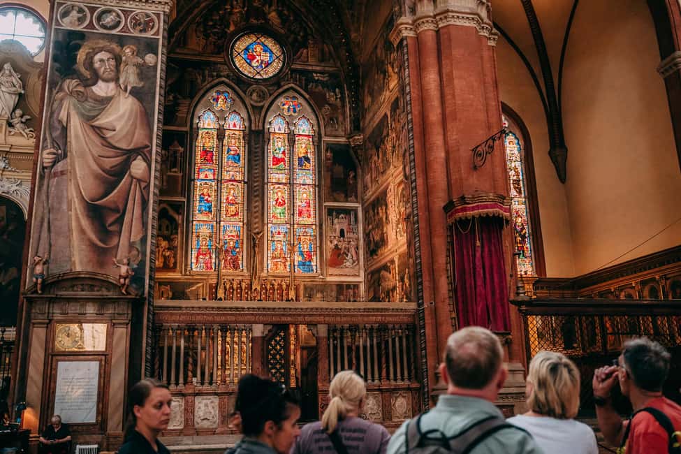 Bologna: Small-Group Tour with the Historic Archiginnasio - Quadrilatero Market: where the tour turns from seeing to tasting