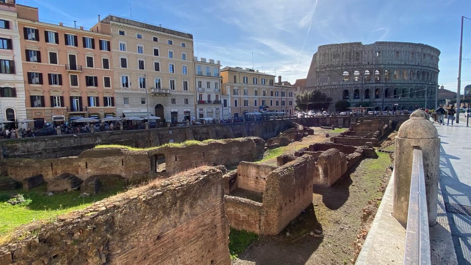 Bone Crypts & S. Clemente ENGLISH tour - tickets included - Starting at Piazza Barberini: Easy meeting point, calm start