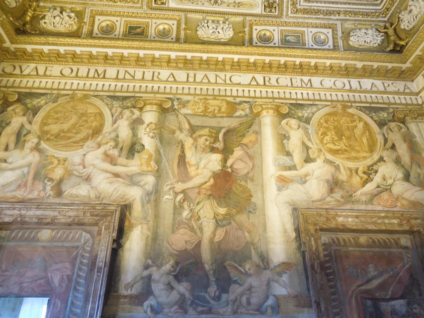 Castel Sant'Angelo: skip the line guided tour - tiered price - The Pope’s Apartment frescoes: art inside a fortress
