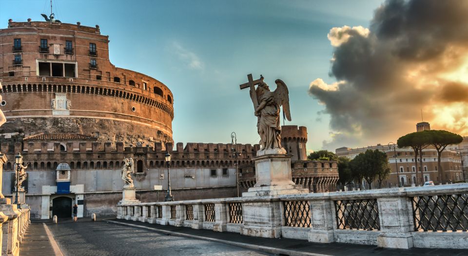 Castel Sant'Angelo | The Tomb of Hadrian Private Guided Tour - Papal rooms and Raphael’s school frescoes you can’t unsee