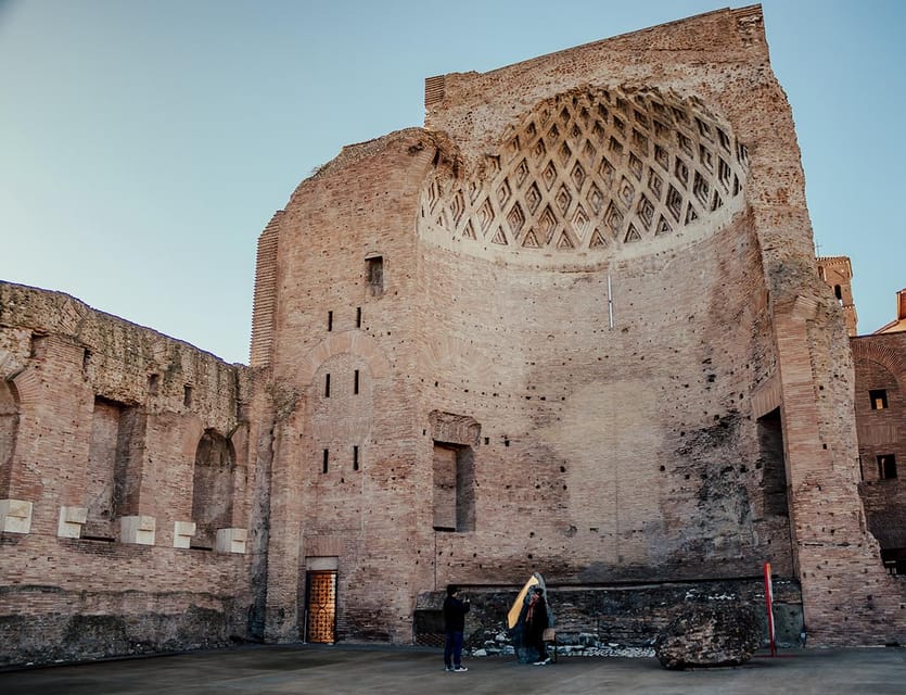 Colosseum Arena Floor Guided Tour - The 1.5-hour flow: from arena floor to Caesar’s balcony