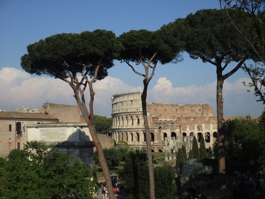Colosseum Express Tour with Local Guide - Security screening and what you’re allowed to bring