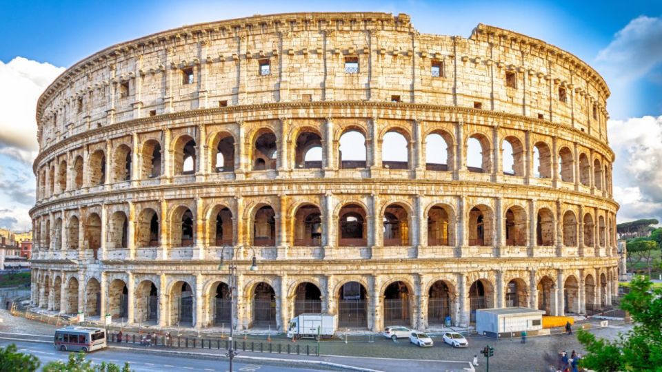 Colosseum: Gladiator’s Gate & Arena Floor Experience - Should you book this Gladiator’s Gate and Arena Floor experience?