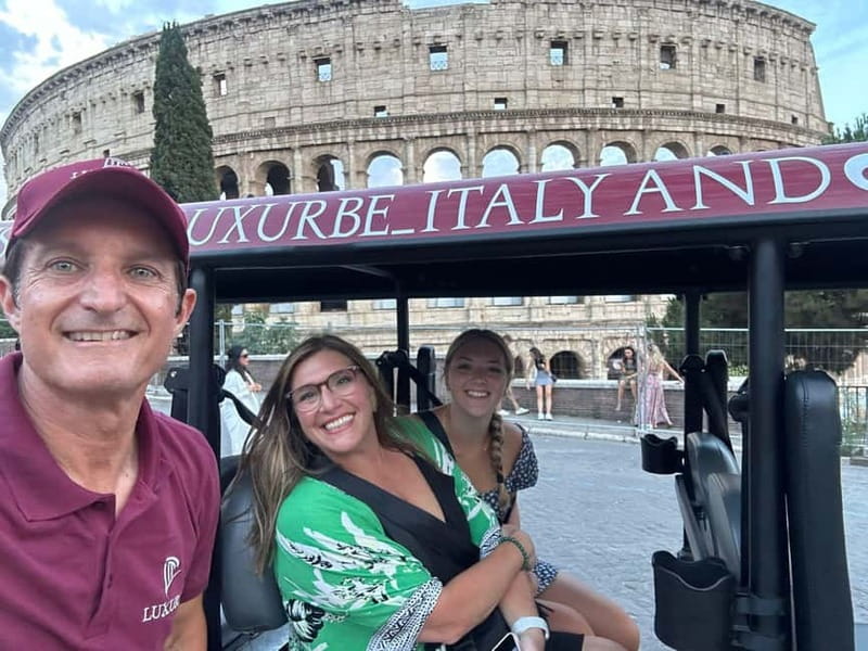 E-Tuk Tour: Express Highlights of Rome - The Guide, Headsets, and Photos That Make the Tour Feel Easier