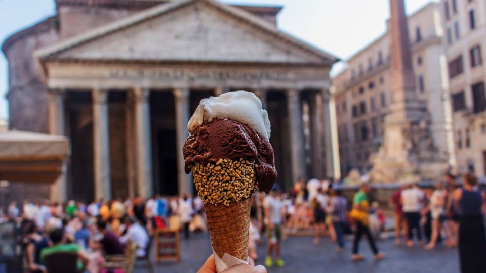 Eat as the Romans do: Trastevere Street Food Experience - Arrosticini, filetto baccalà, and salami with wine: the savory middle course