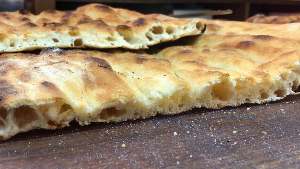 Eat as the Romans do: Trastevere Street Food Experience - Coffee, ciambellina, tiramisù, and limoncello: the sweet end you’ll remember