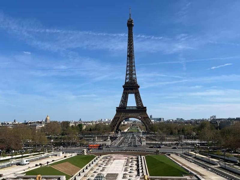Eiffel Tower Second Floor Access or Summit - Meeting Point at 1 Av. Elisée Reclus (and Finding Your Host)