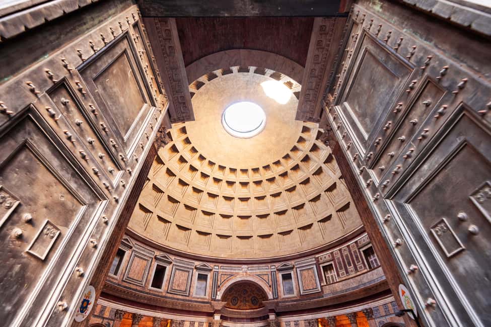 From Naples, Florence and Rome: Pantheon and smart audio - Inside the Pantheon: what the audio teaches you (and what to watch for)