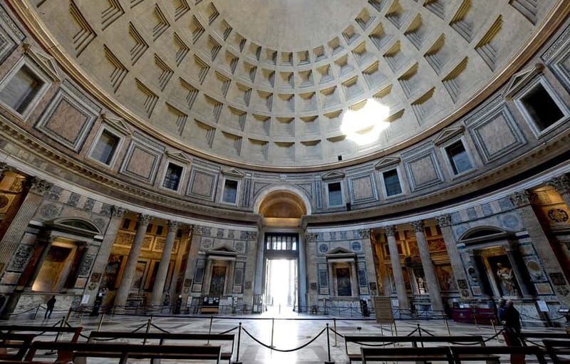 From Naples, Florence and Rome: Pantheon and smart audio - Caravaggio, Michelangelo, and Bernini: the smart way to hunt art in churches