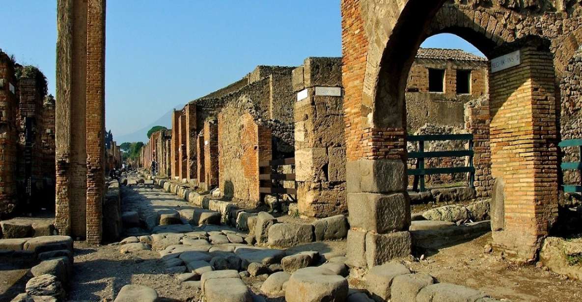 From Rome: Guided Tour to Pompeii with priority admission - Theatre and the House of Menander: spectacle meets private life