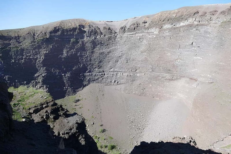 From Rome: Pompeii and Vesuvio Guided Day Trip with Lunch - Vesuvius on an open bus from about 1,000 meters