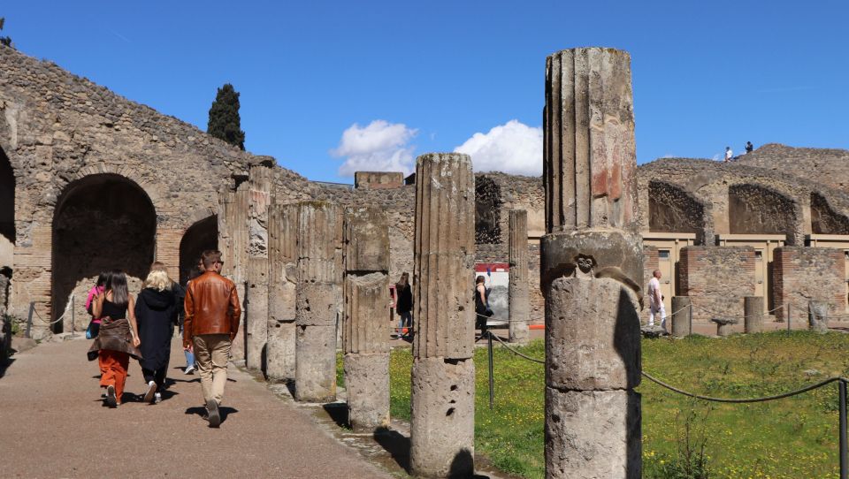 From Rome: Pompeii, Positano and Amalfi Coast Day Trip - Timing, Crowds, and Security Checks: The Real Italian Math