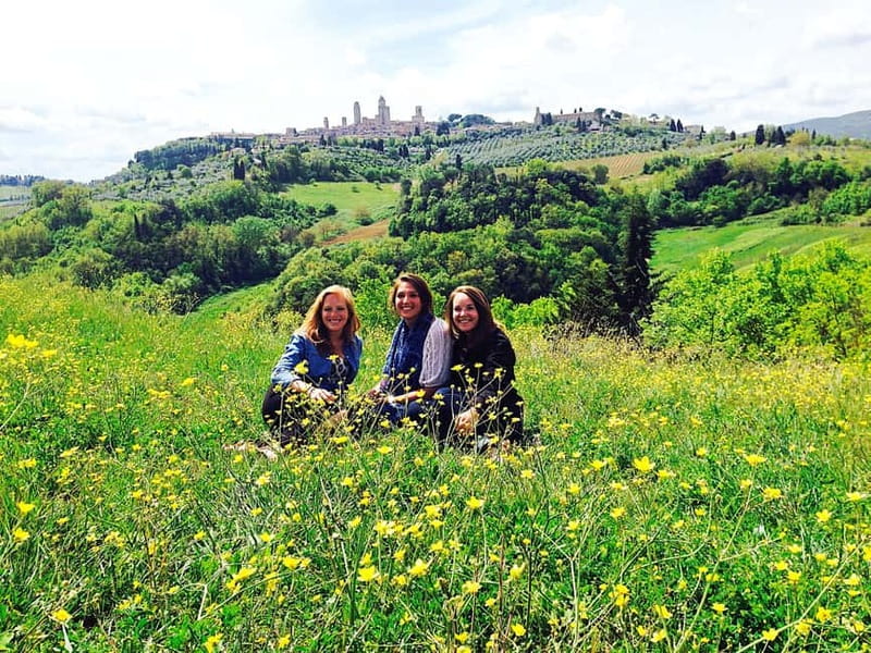 From Rome: Tuscany Wine Tour, San Gimignano & Florence - 1h30 in San Gimignano: towers, gelato, and a real medieval stroll