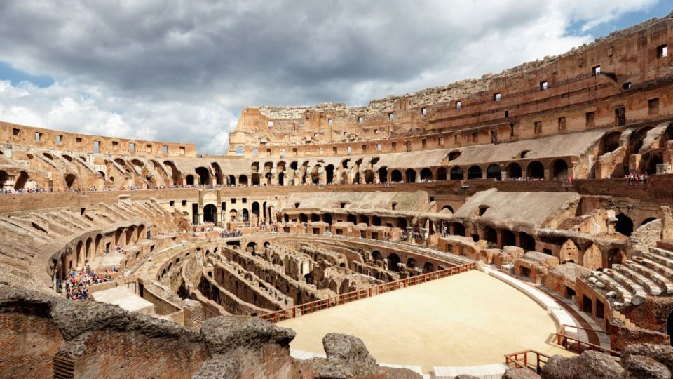Gladiators & Saints: Colosseum Arena and St. Peter's Prison - Mamertine Prison: the story of Peter and Paul in a 7th-century BC space