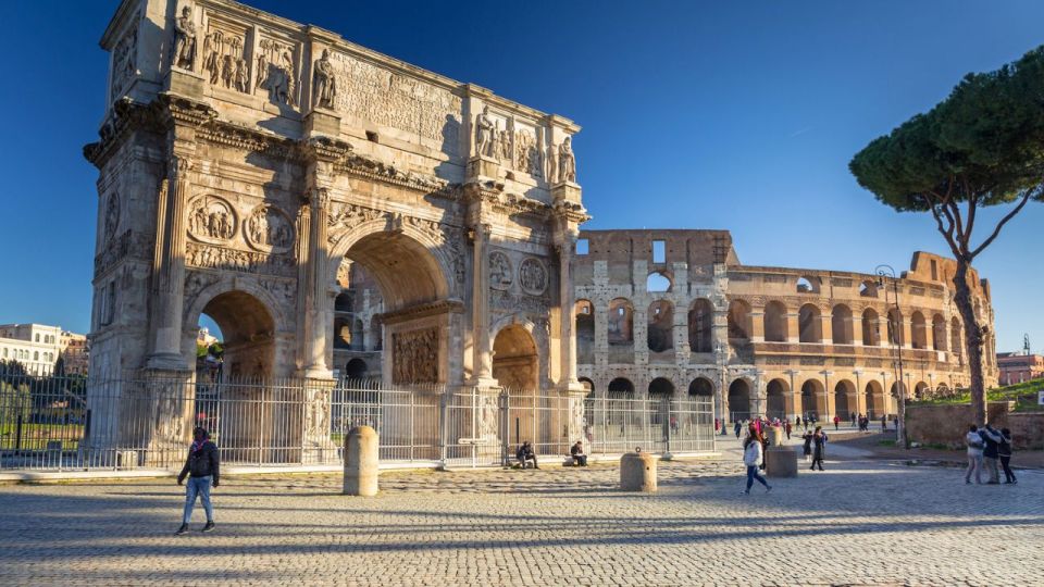Gladiators & Saints: Colosseum Arena and St. Peter's Prison - What to watch for: timing transitions, communication, and bag rules