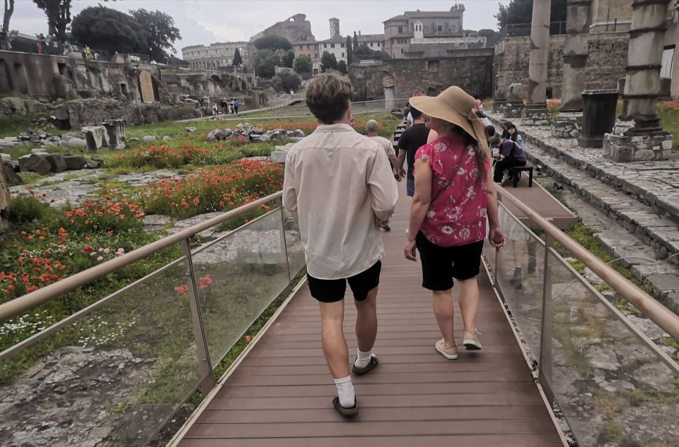 Guided tour of Roman Forum & Palatine Hill - Arch of Titus and Temple of Venus and Roma: two iconic stops, guided timing