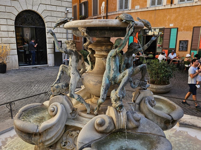 Hidden Gems of Rome Walking Tour - Underground dwellings and an assassination attempt: the story gets real