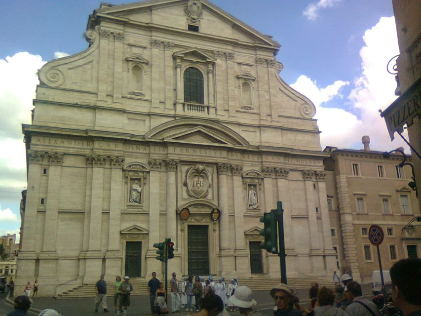 Jewish Rome District, Old Ghetto and Trastevere Private Tour - The Old Ghetto: forced residence, citizenship changes, and what you can still read today