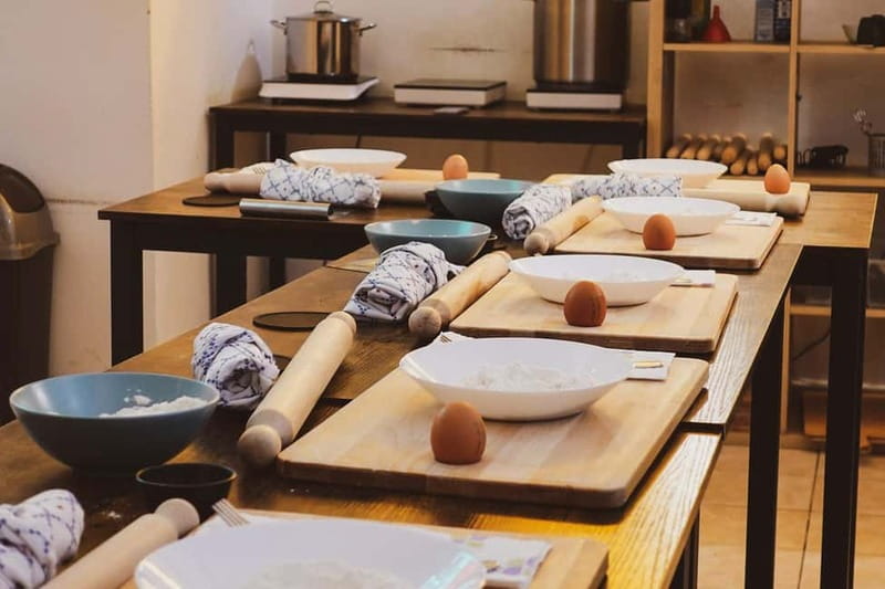 Lunchtime Pasta Pro Workshop - Meeting on Via Cesare Balbo: Find the Rome With Chef sign