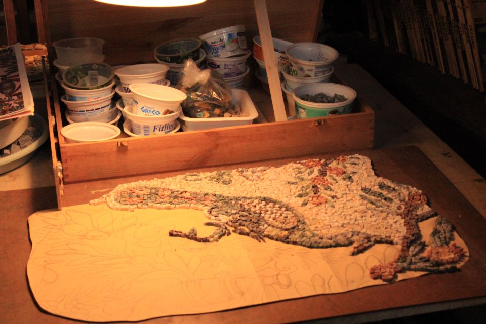 Mosaic-Making Workshop in Rome's Trastevere - Small Group Size and Studio Feel in Trastevere (Great for Couples and Families)