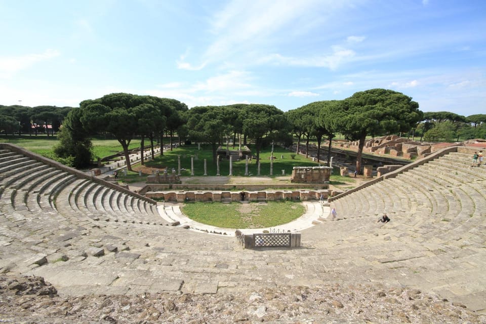 Ostia Antica: Hidden City Guided ENGLISH Tour with Transfer - The Best Roman Set Pieces: Baths, Amphitheater, and the Forum