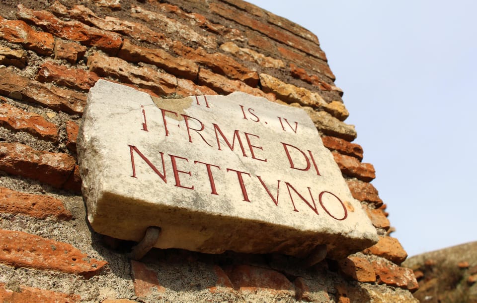 Ostia Antica: Small group tour from Rome - Group size and guide quality: where the tour earns praise
