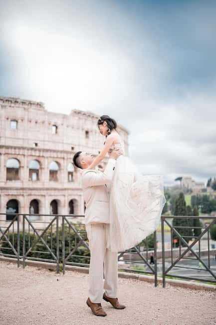 Photo Shoot in Rome with Vespa And Vintage Fiat 500 Options - Trevi Fountain: coin moments and composed shots by the water