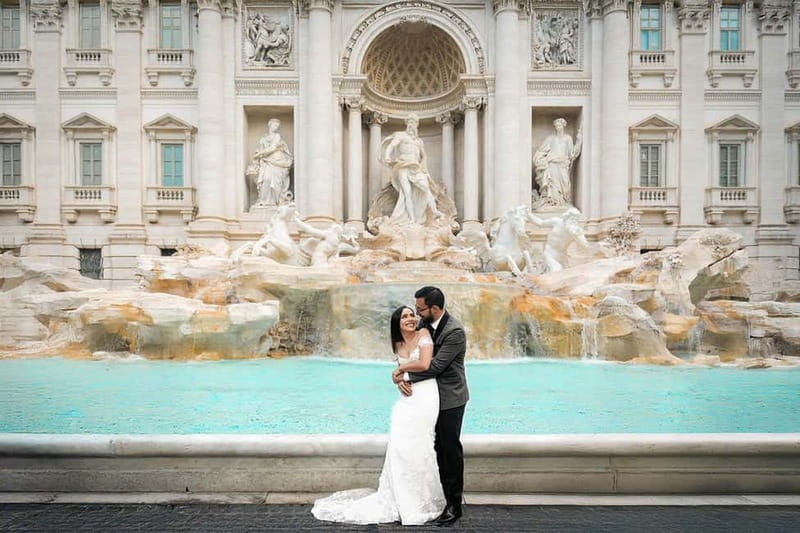 Photoshoot in Rome for couples - Picking the Right Rome Couple Package (Colosseum Classic vs Roman Trio vs Prestige)