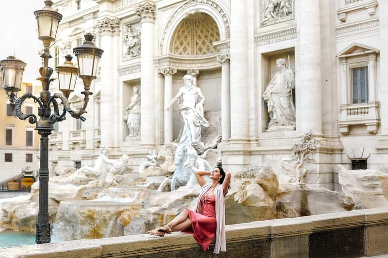 Photoshoot in Rome for couples - How Posing Works When You Hate Posing