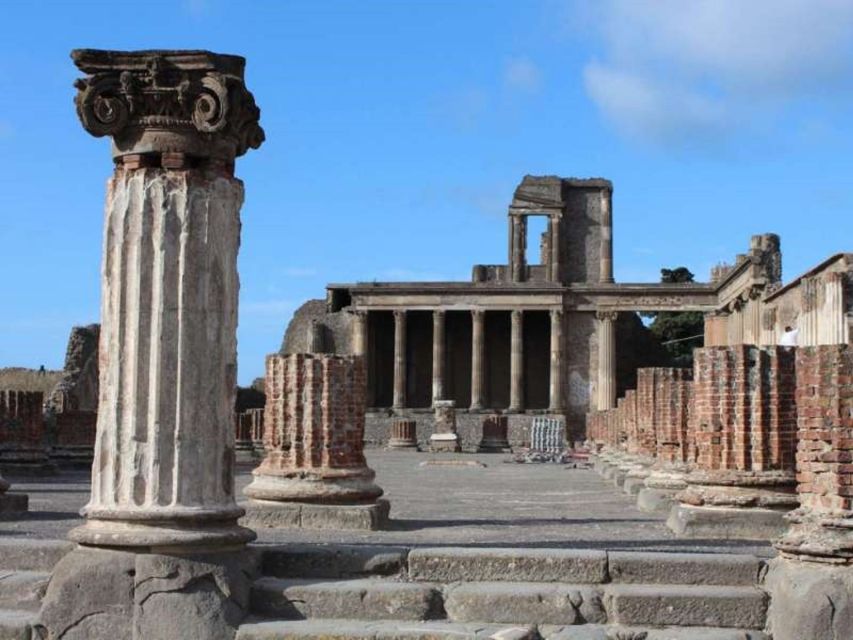 Pompeii and Naples Day Trip from Rome - The drive out of Rome: Mediterranean roads and Amalfi Coast sightlines