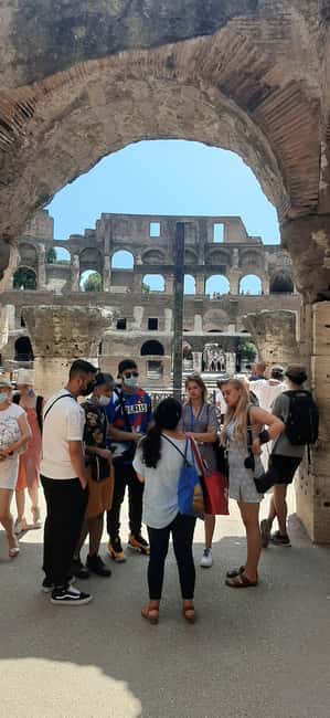 Private 1.5-Hour Family-Friendly Tour of the Colosseum - Priority Access and Fast Entry Through Security
