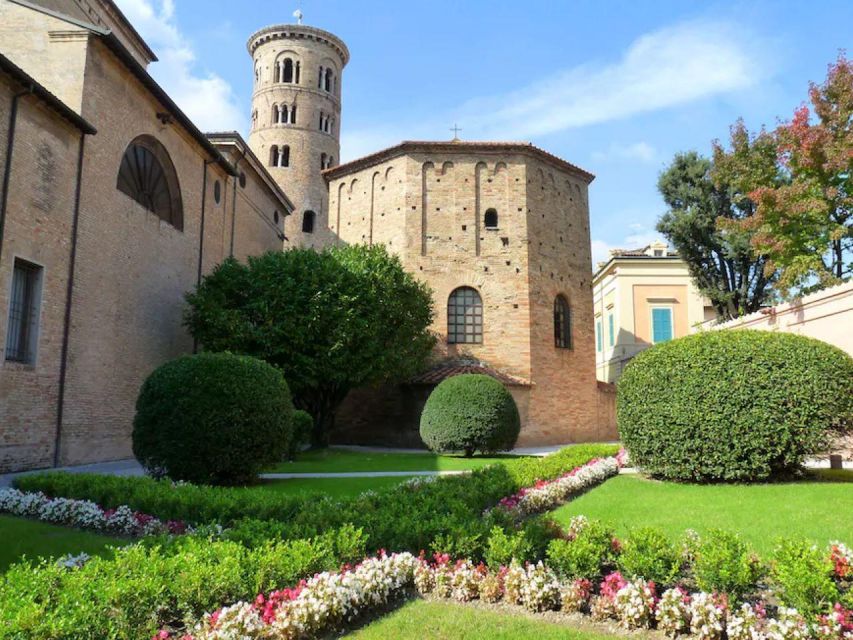 Ravenna: Private City Top Sights and Monuments Walking Tour - Sant’Apollinare Nuovo: From Mosaics to Street-Level Ravenna