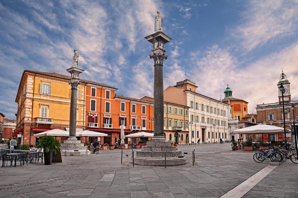Ravenna: Private City Top Sights and Monuments Walking Tour - Piazza del Popolo and Dante’s Area of Silence: The Human Thread