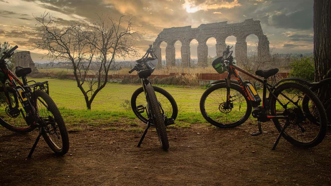 Roma: DELUXE Appian Way Bike Tour, Catacombs Visit & Lunch - Catacombs of St. Callixtus: what you’re actually paying for