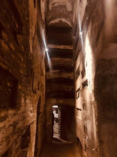 Roman Catacombs Guided Tour with Transfer - Choosing among San Calixtus, Domitilla, and San Sebastiano