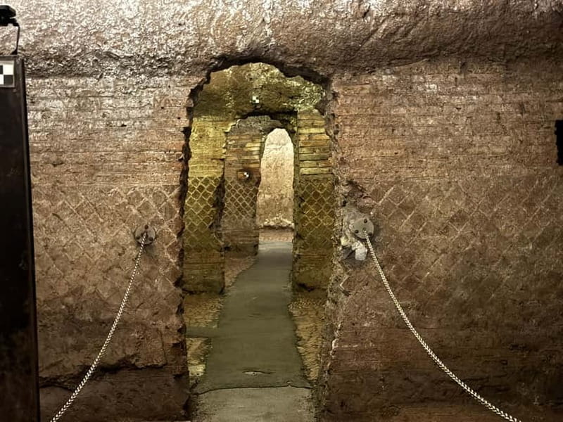 Rome: 2.5-Hour San Clemente & Underground Private Tour - San Pietro in Vincoli: Chains and Michelangelo’s Moses