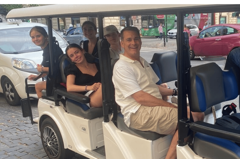 Rome: 3-hour guided city tour by electric golf cart - Key things you’ll notice