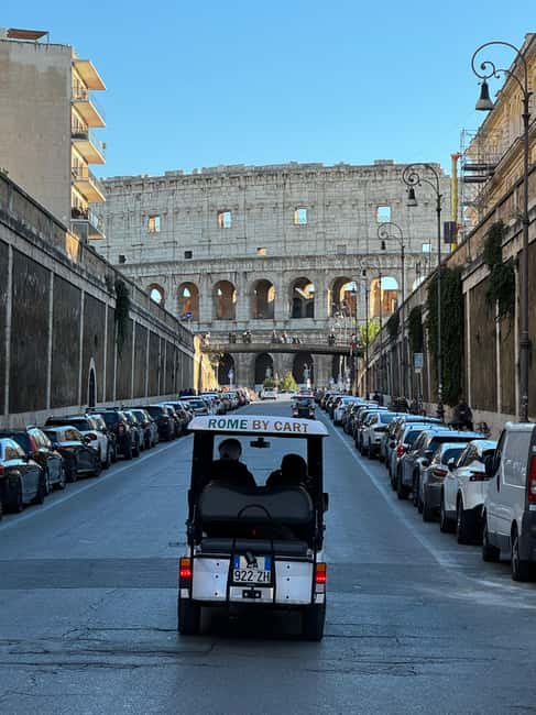 Rome: 6 hoursDaily Private Golf Cart Tour with typical lunch - Roman Forum, Colosseum, and Circus Maximus: ancient Rome in three hits