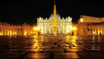 Rome After Dark: Private Luxury Night Tour by Car - Spanish Steps at night: a 15-minute photo stop that sets the tone