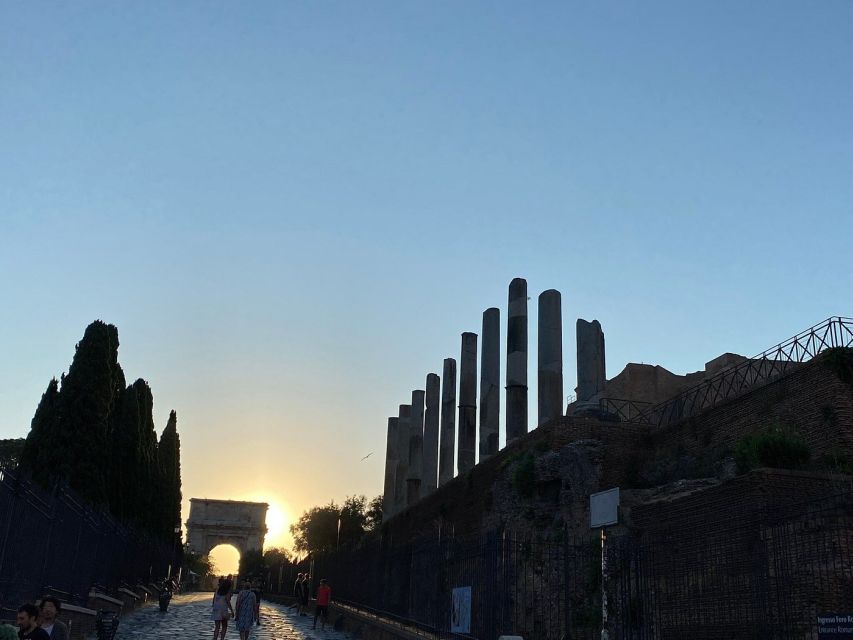 Rome: Ancient Rome Nighttime Sightseeing Tour - Starting in Rione Monti: Rome’s Old Neighborhood Vibe