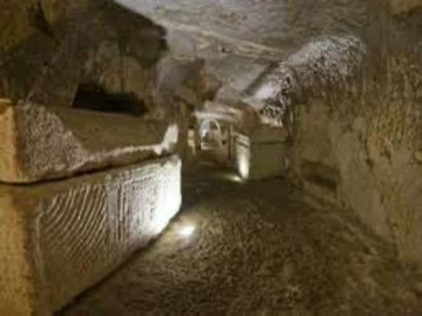 Rome: Appian Catacombs tour with transfere - What you’ll see versus what you can’t do