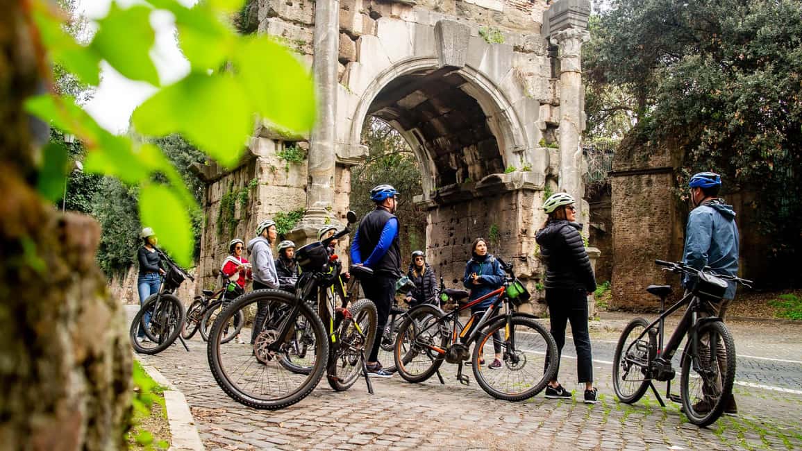 Rome: Appian Way Aqueducts Bike Tour (UPG Catacombs & Lunch) - Why the Appian Way Feels Like a Different Rome