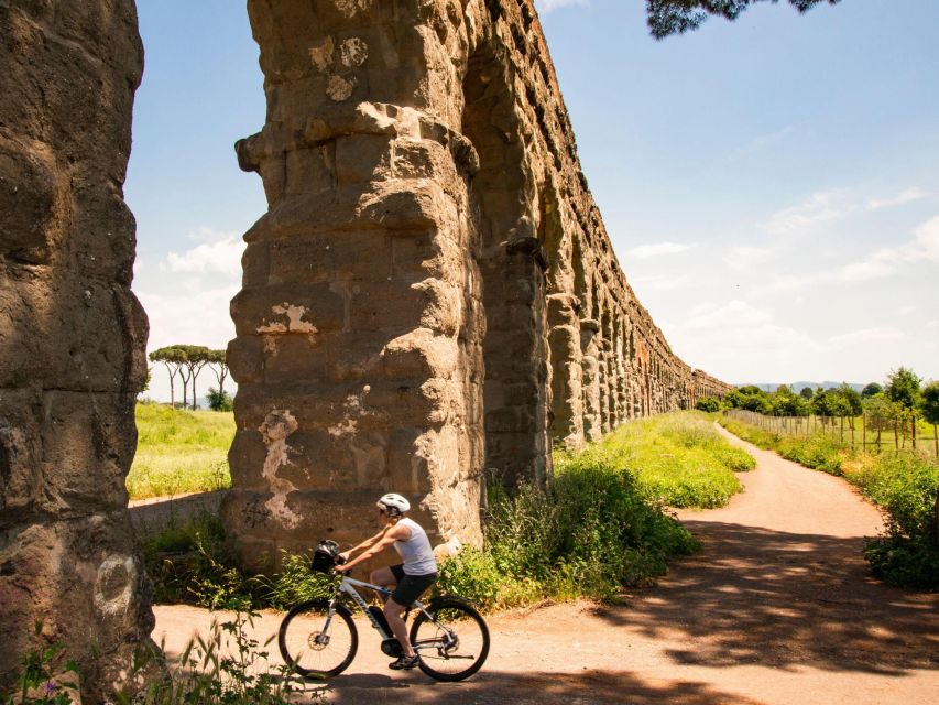 Rome: Appian Way, Catacombs & Roman Aqueducts Top EBike Tour - Villa dei Quintili: The In-Between Stop That Matters