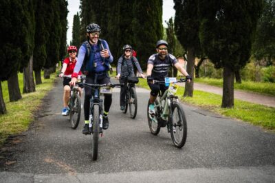 Rome: Appian Way Guided Tour on E-Bike with italian Aperitif - Getting rolling: meeting at Viale della Piramide Cestia and bike basics