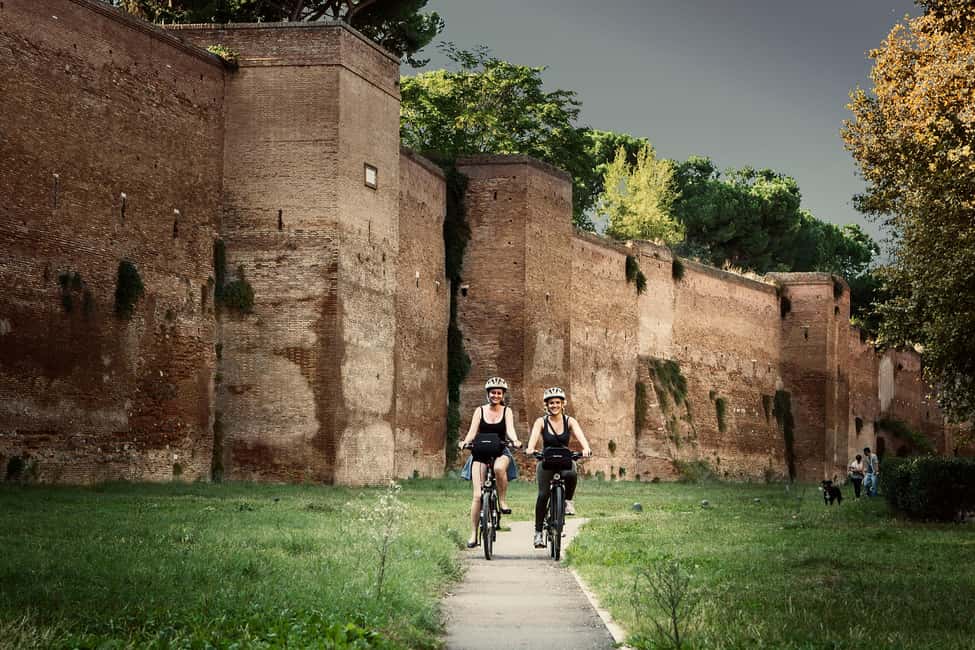 Rome: Appian Way & Roman Aqueducts Guided E-Bike Tour - Aurelian Walls and the Catacombs area: the city-to-country shift