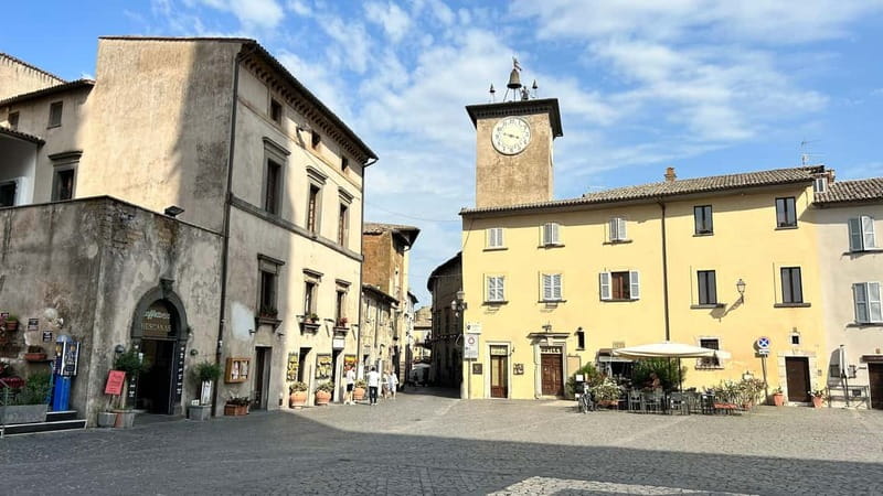 Rome: Assisi, Civita di Bagnoregio and Orvieto Day Tour - Walking reality check: uphill, uneven, and not for everyone
