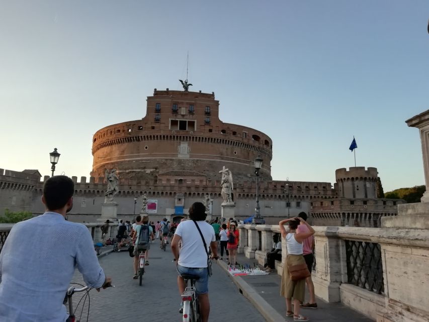 Rome at Night Bike Tour - Farnese Palace and the Feel of Rome’s Big Spaces